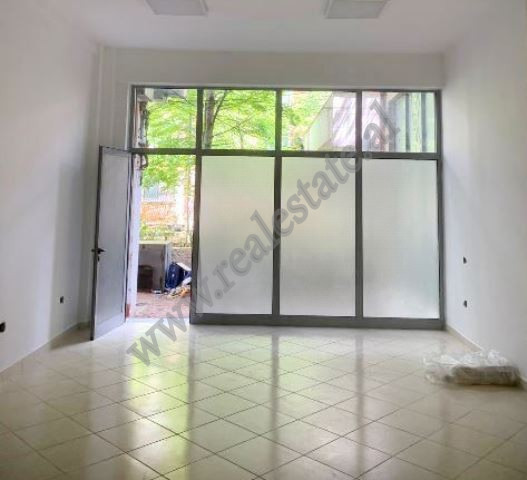 Commercial space for rent in Islam Alla Street in Tirana.
It is located on the ground floor of a ne